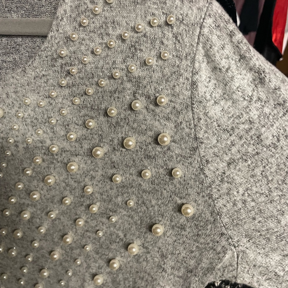 INC International Concepts Gray Crew Neck pearl detail Sweater - Picture 4 of 6
